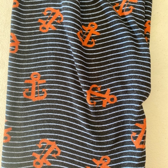 Anchor Leggings Lularoe - Picture 2 of 3